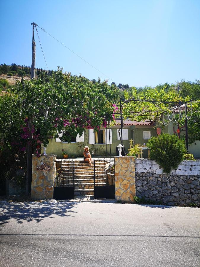 Villa Amygdalia Dilinata Екстер'єр фото